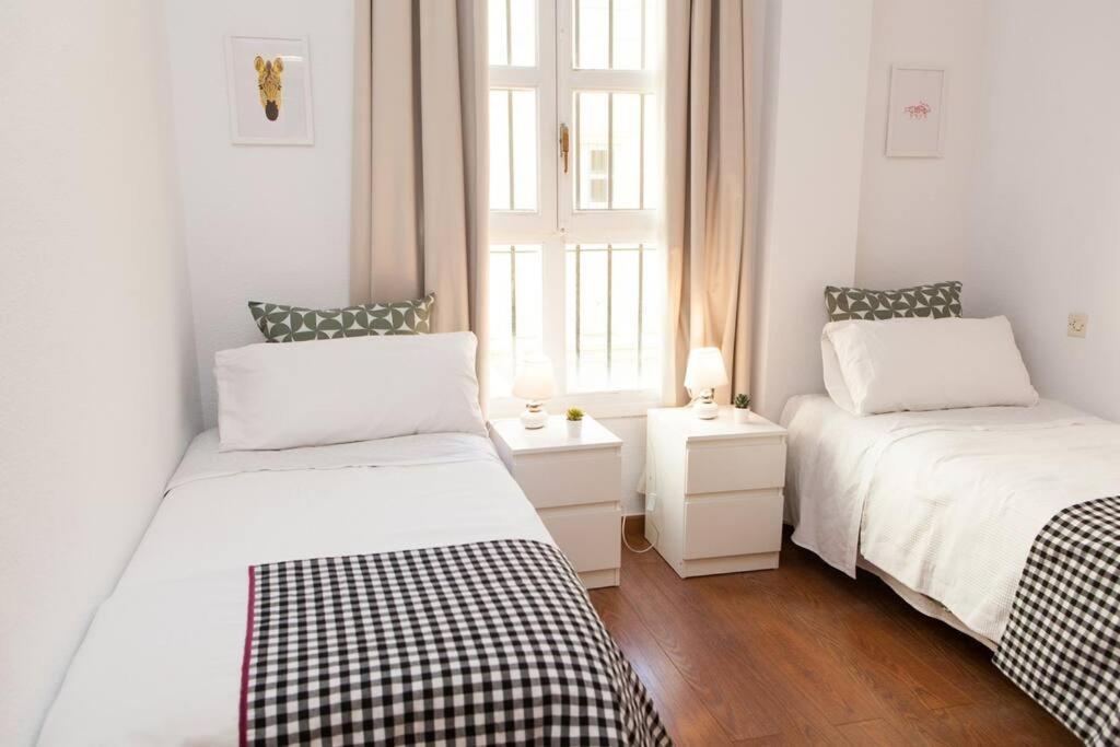 Апартаменты Zona 1 Santa Cruz Parking Privado Севилья Экстерьер фото